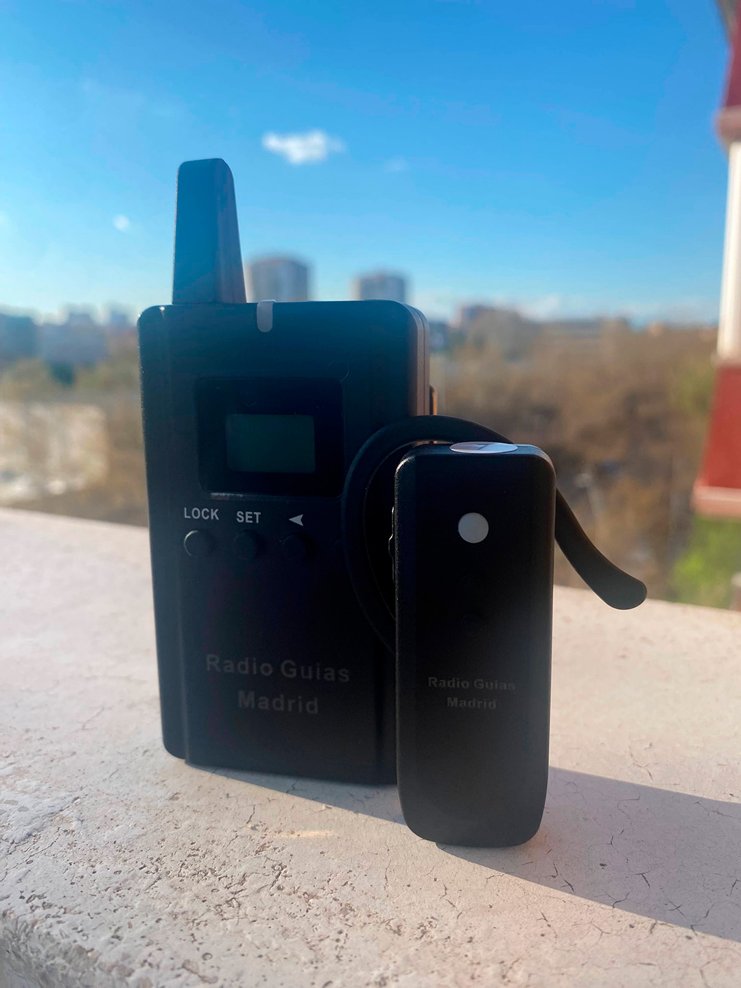 adioguia-whisgo-radioguiasmadrid.jpg Radioguía WhisGo para alquiler en Madrid con radioguiasmadrid.com